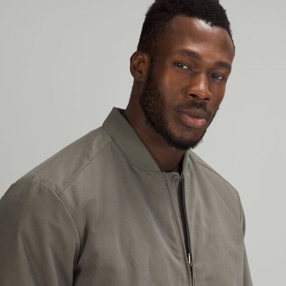 Lululemon Switch Over Bomber | Grey Sage | Medium - Picture 2 of 3